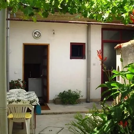 Vacation In With Terrace, Wifi, Washing Machine