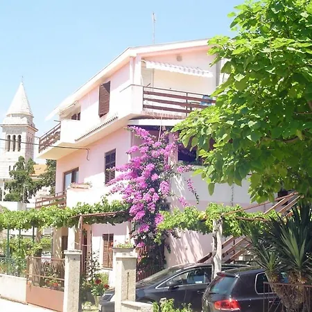 Vacation In With Terrace, Wifi, Washing Machine Lejlighed *