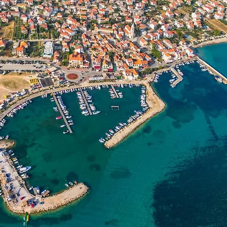 Vacation In With Terrace, Wifi, Washing Machine *