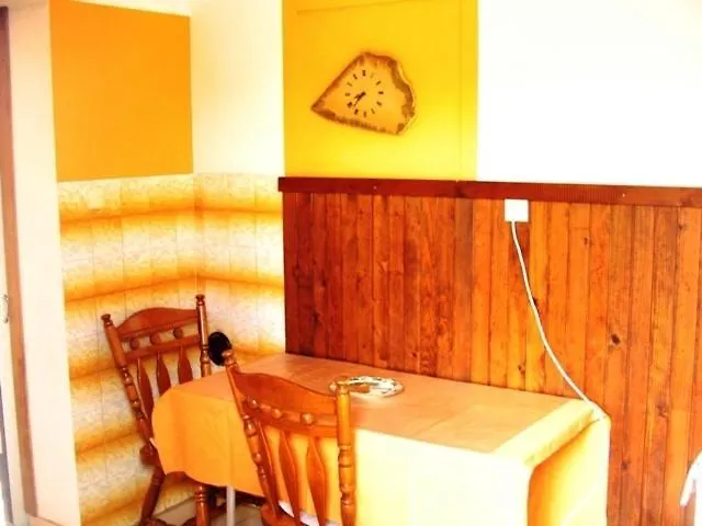 Apartmán Vacation In With Terrace, Wifi, Washing Machine
