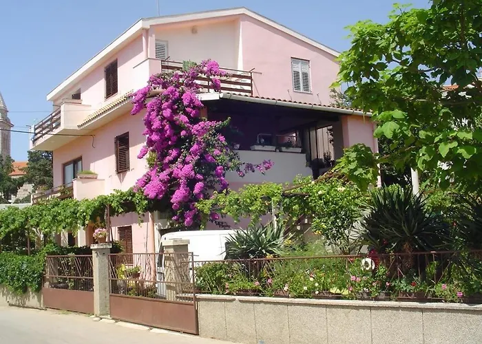 Apartmán Vacation In With Terrace, Wifi, Washing Machine