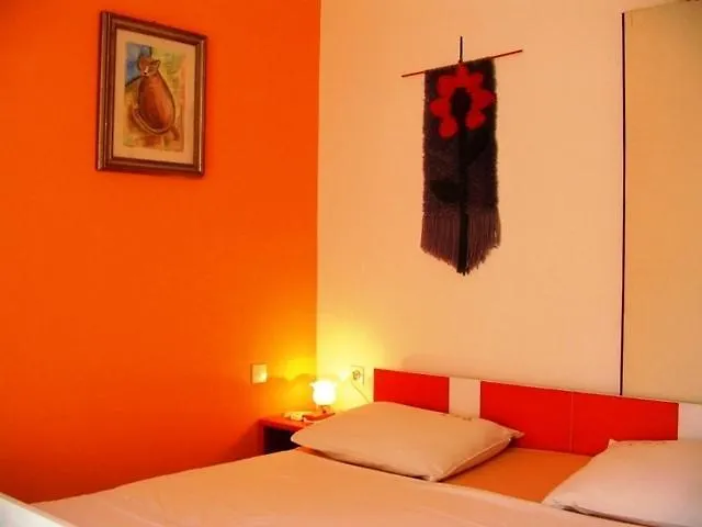 Vacation In With Terrace, Wifi, Washing Machine Appartement